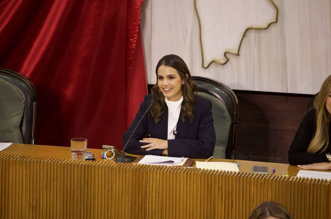 Firmeza, diálogo y resultados: así concluye Lorena de la Garza su año al frente del Congreso de Nuevo León